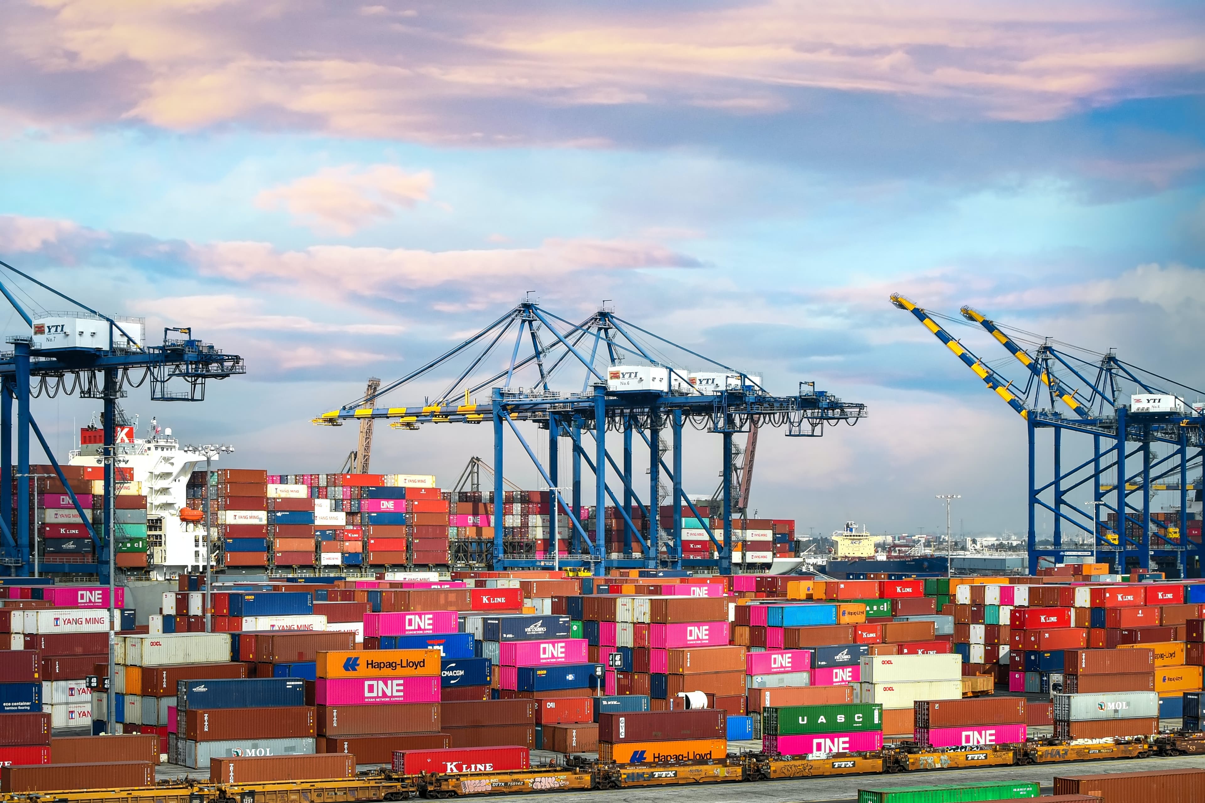 Container port